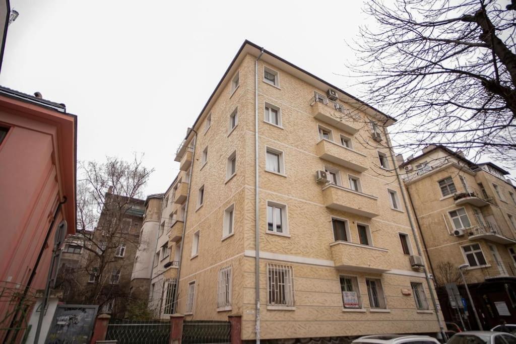 Studio With Courtyard Just Steps Away Vitosha Str Σόφια Εξωτερικό φωτογραφία